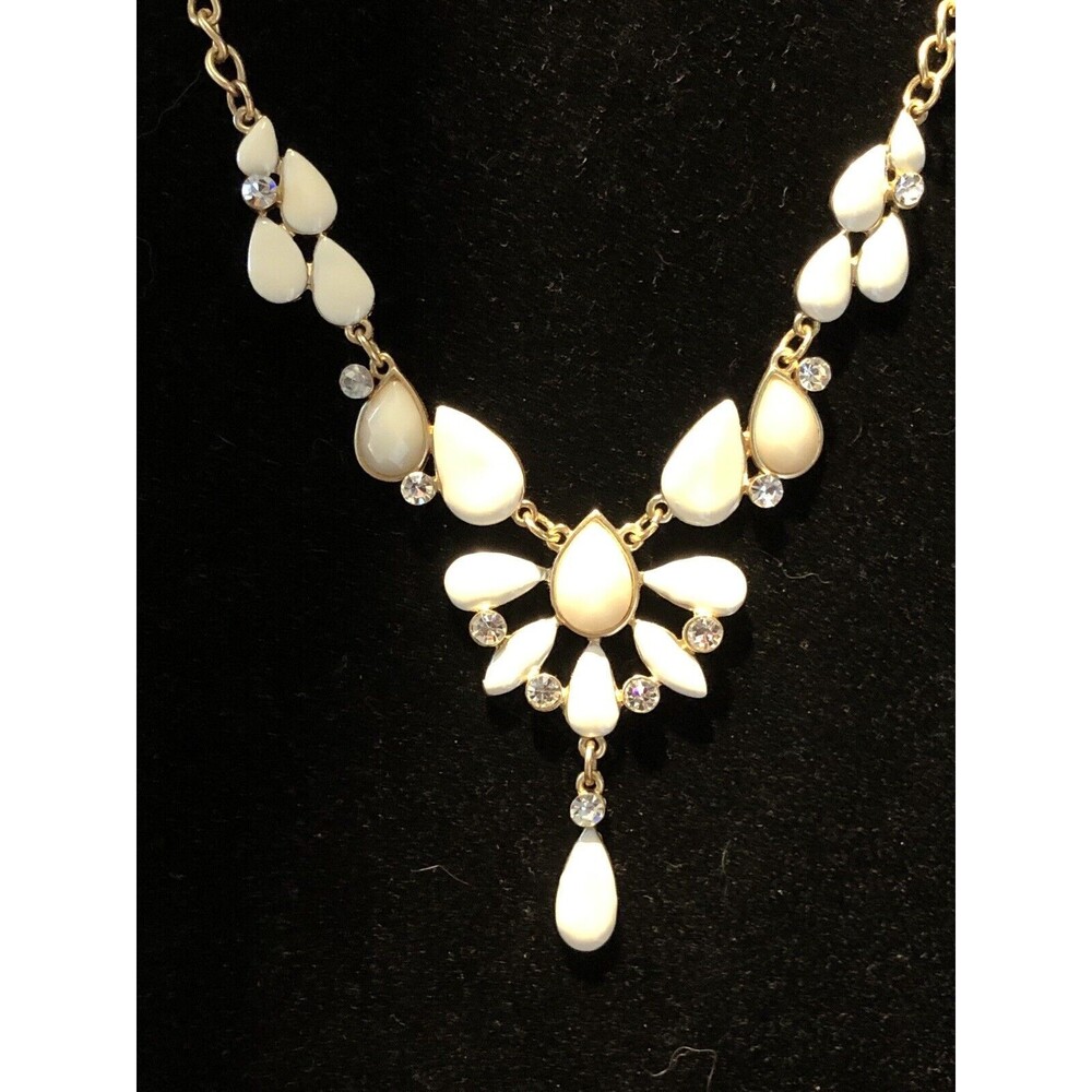 Gold Tone  Ivory Enamel Rhinestone Flower Lavalier  Statement Necklace 21”